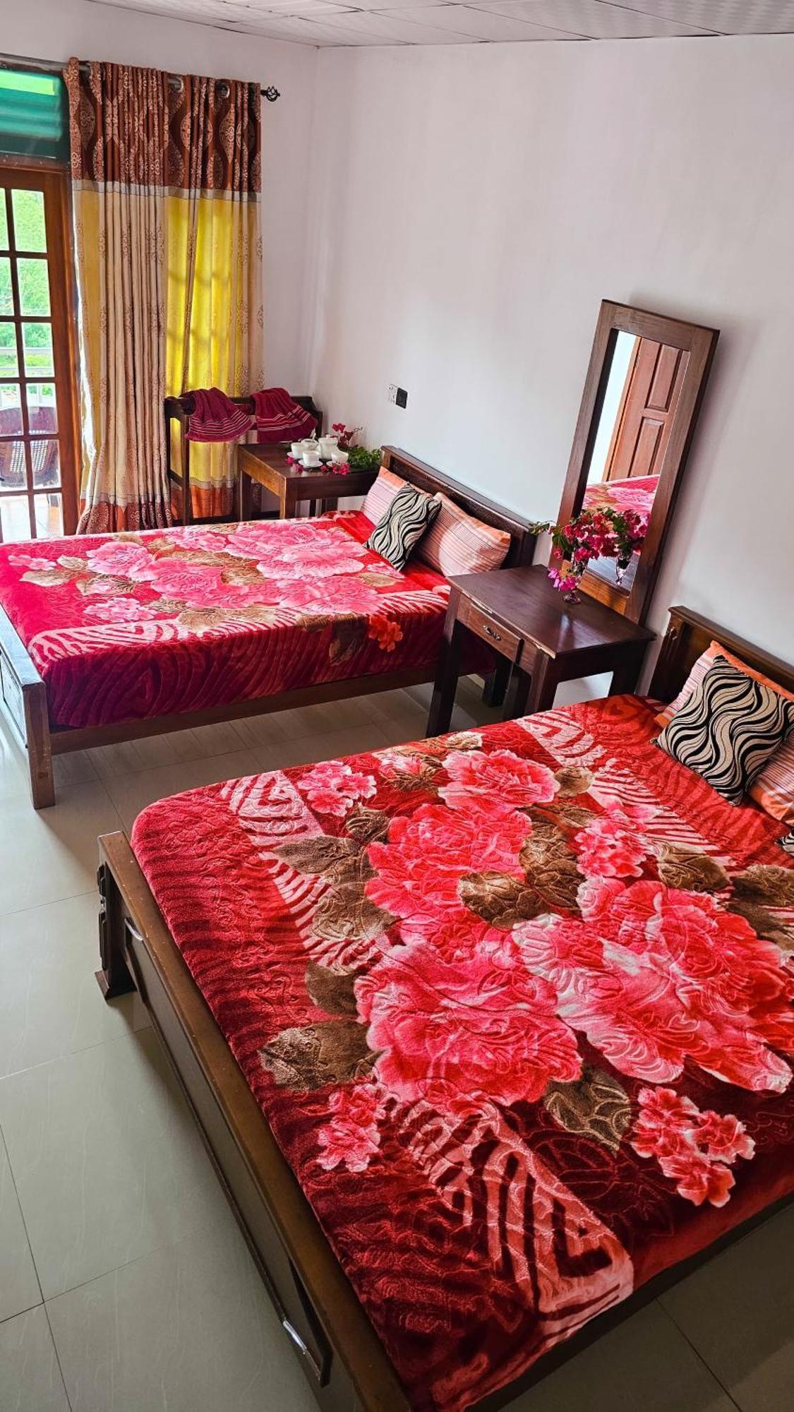 Adams Peak Grand Otel Nallathanniya Dış mekan fotoğraf