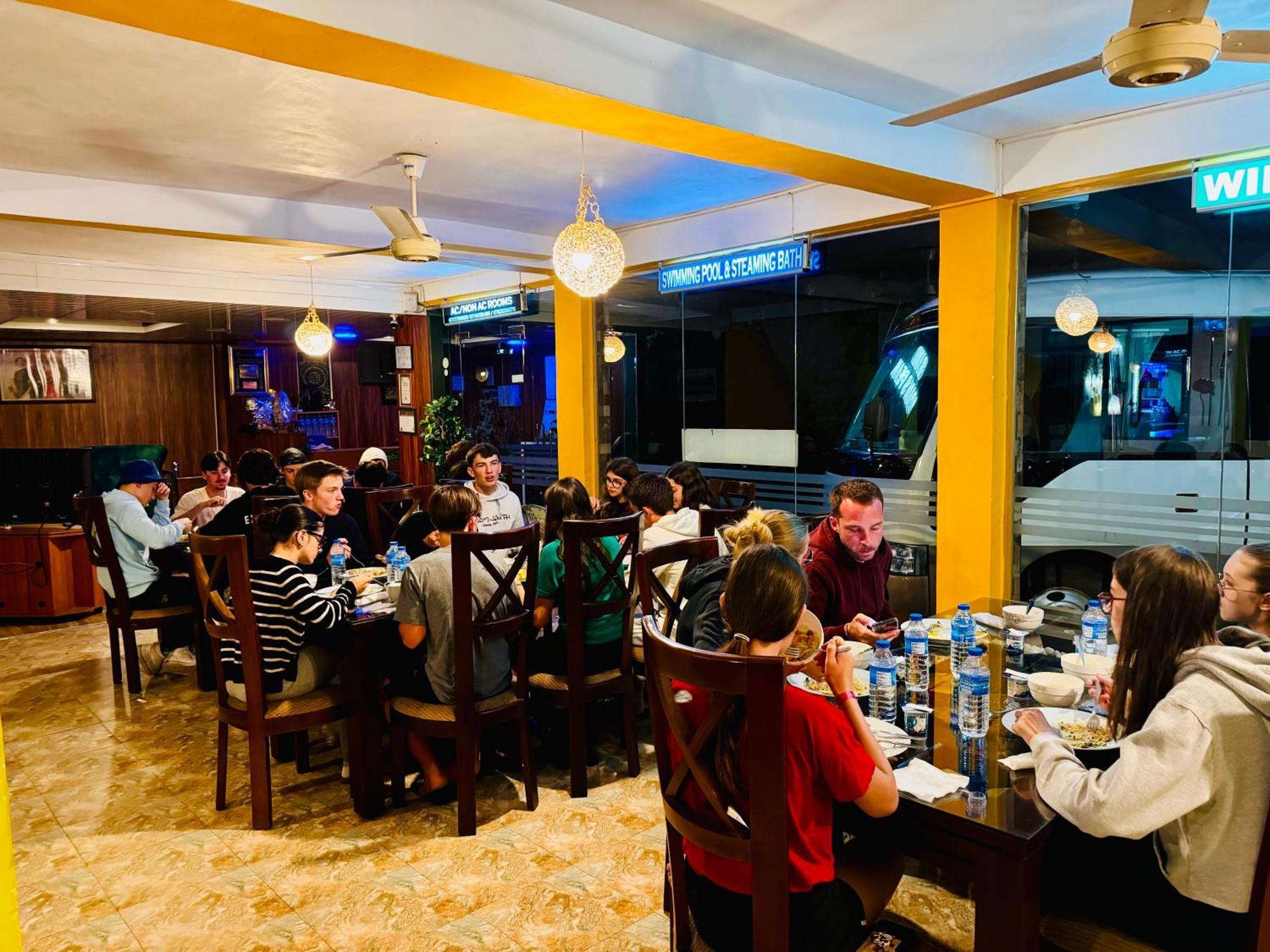 Adams Peak Grand Otel Nallathanniya Dış mekan fotoğraf