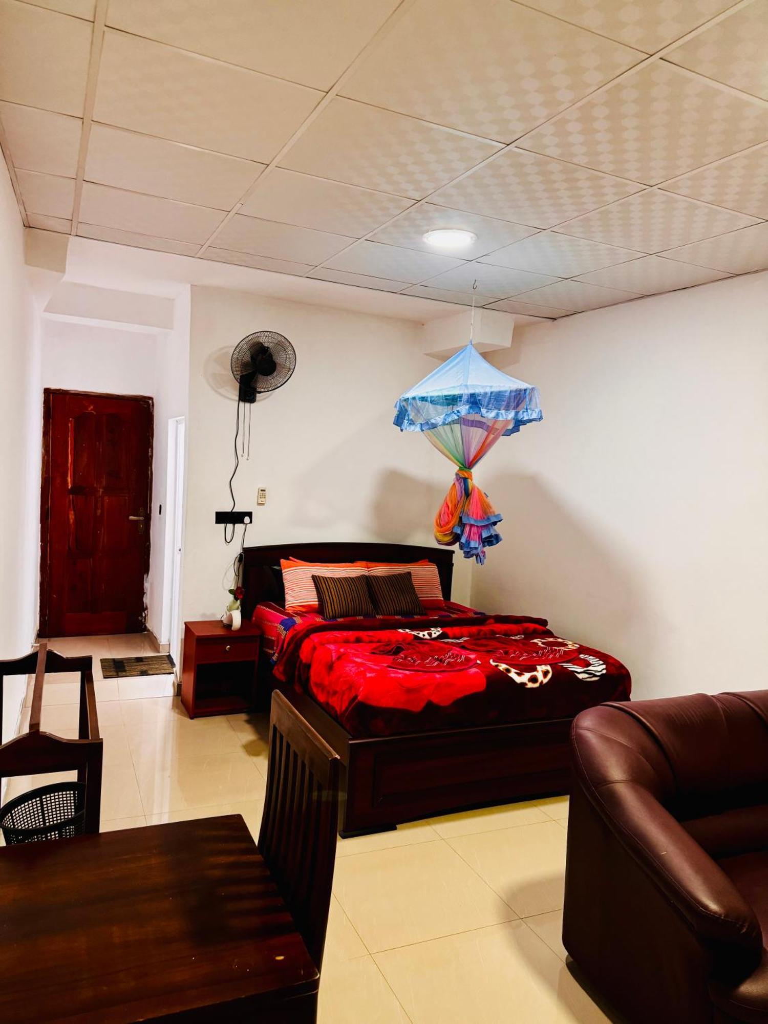 Adams Peak Grand Otel Nallathanniya Dış mekan fotoğraf