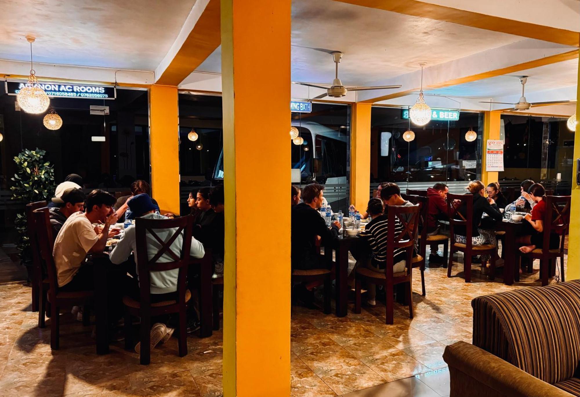 Adams Peak Grand Otel Nallathanniya Dış mekan fotoğraf