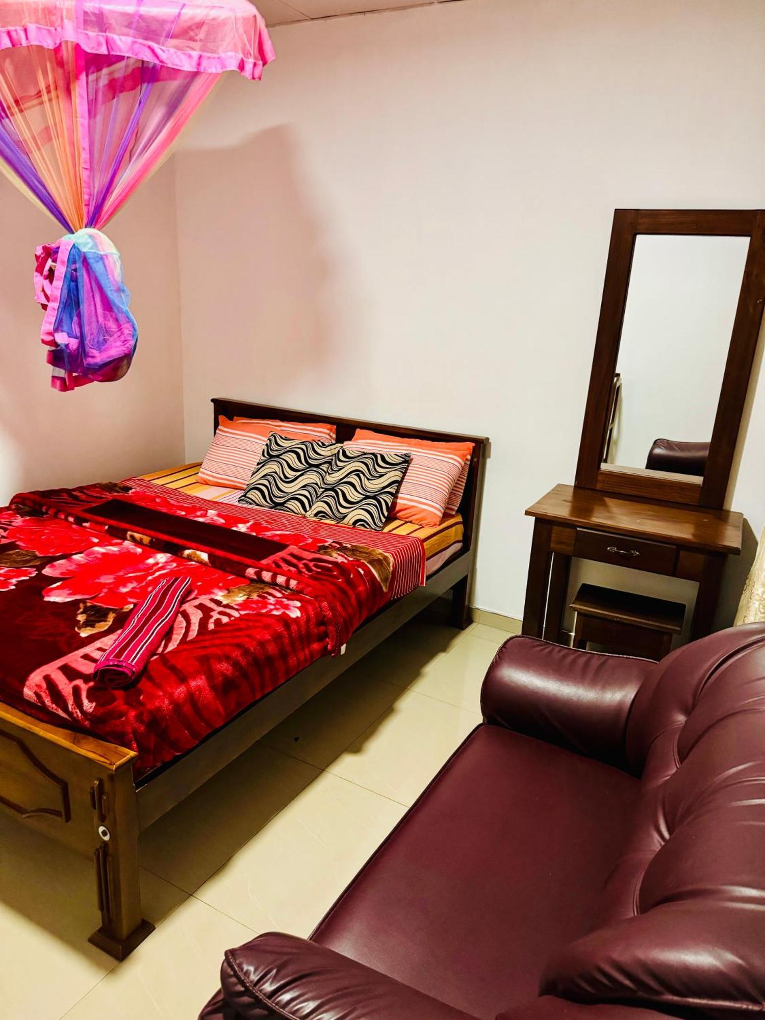 Adams Peak Grand Otel Nallathanniya Dış mekan fotoğraf